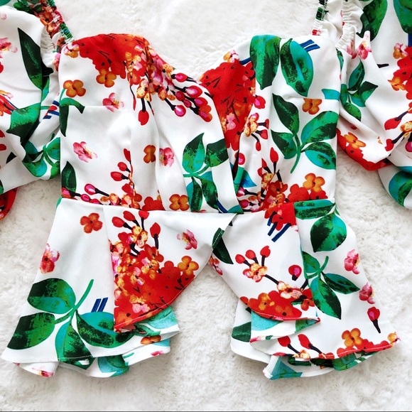 NWT Lulumari Floral Puff Sleeve Off Shoulder Top - Picture 7 of 8